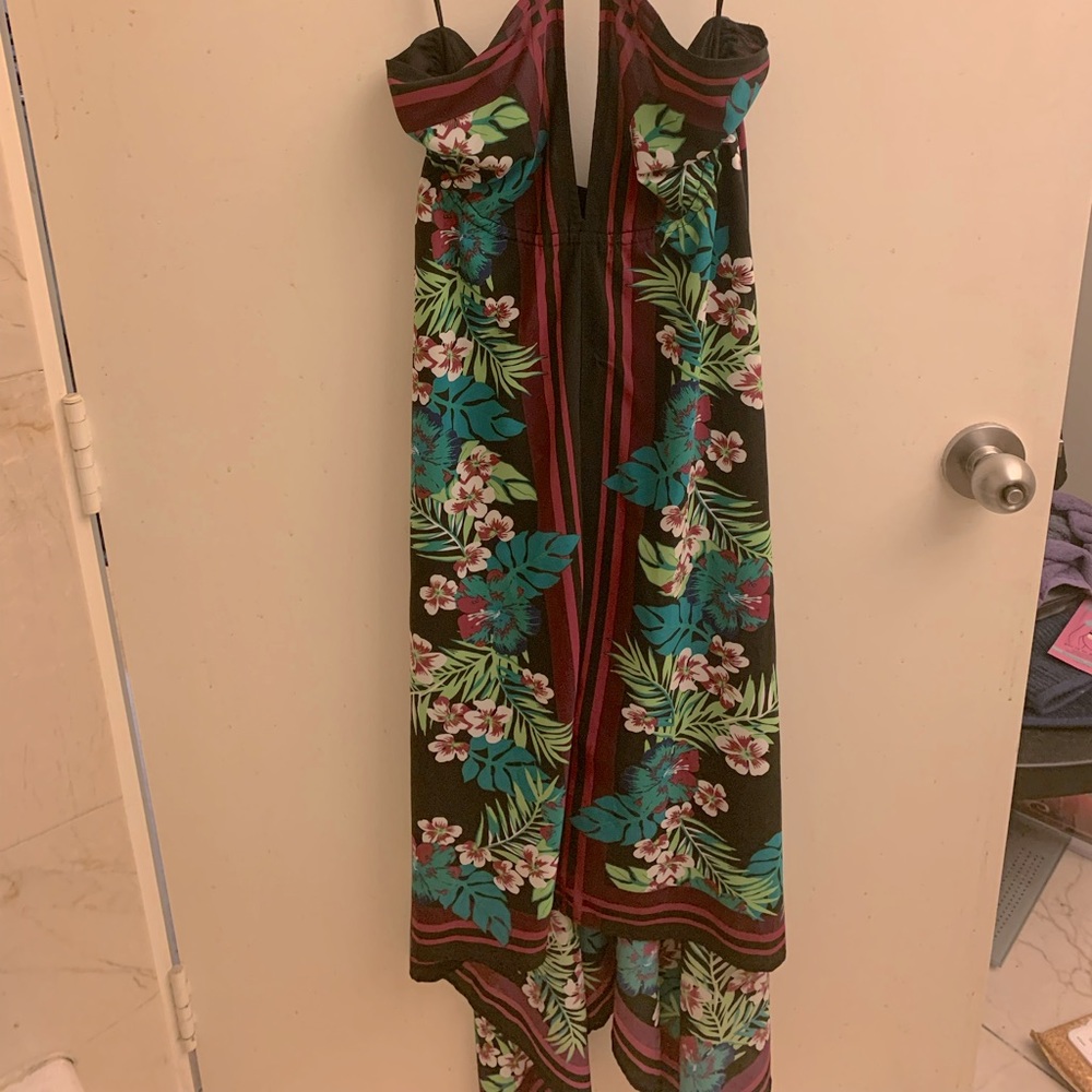 Old Navy halter floral black dress. Size large. Lightweight and flowy